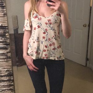 American Eagle Cold Shoulder Top